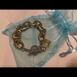 Boutique Chanel link bracelet